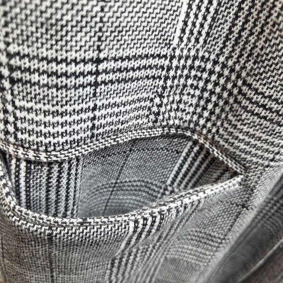 Pennington's In Every Story Academia Black & White Duster Blazer - Picture 5 of 8